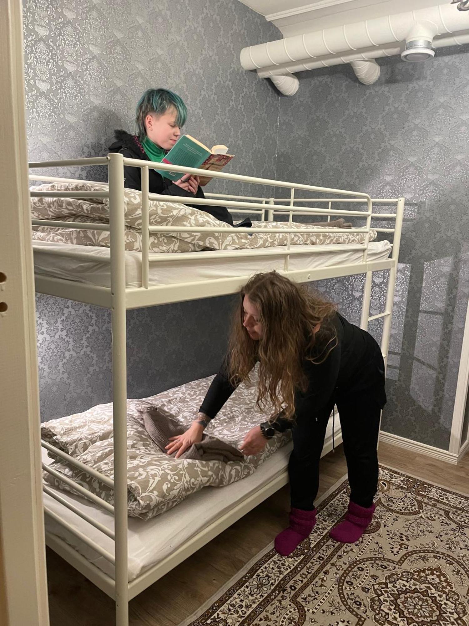 Hostel Cafe Huvila Оулу Экстерьер фото